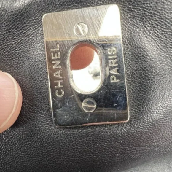 Chanel Lambskin Quilted Large Trianon Messenger Flap black - Picture 16 of 16